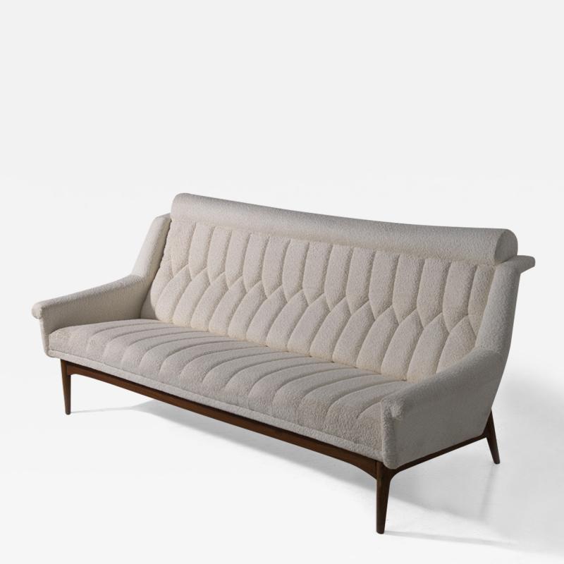 Modernist Danish vintage sofa in white boucl 