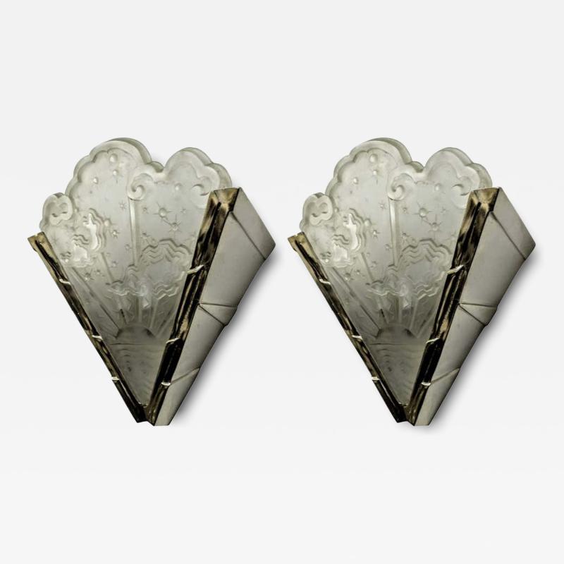 Muller Fr res Pair of French Art Deco Wall Sconces signed by Muller Ferers