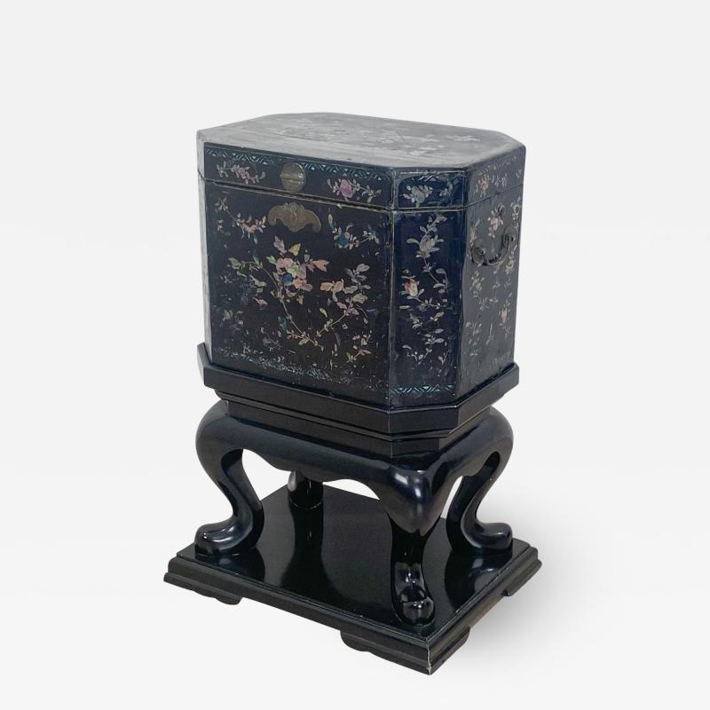 Nagasaki Shell Inlaid Lacquer Box on Later Stand Japan