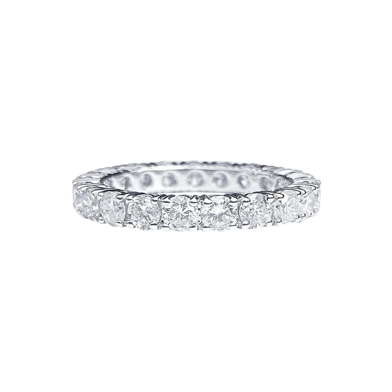 Natural Diamond Wedding Band in 18k white gold setting