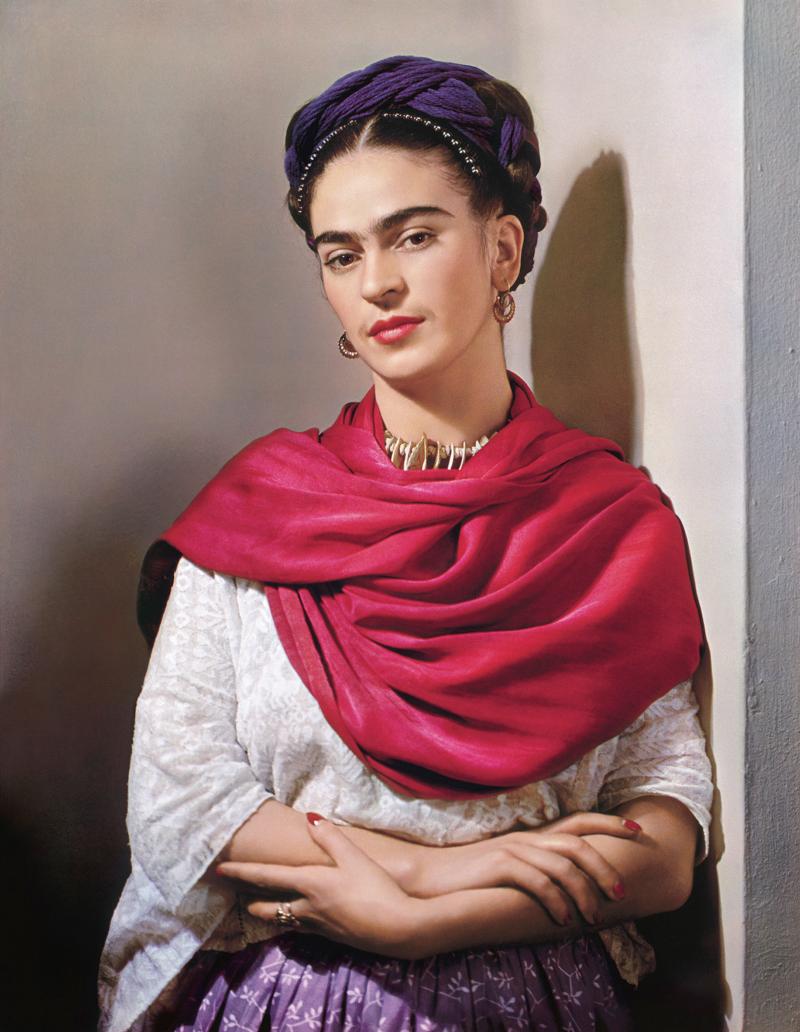 Nickolas Muray Frida Kahlo with Magenta Rebozo Classic 2nd edition