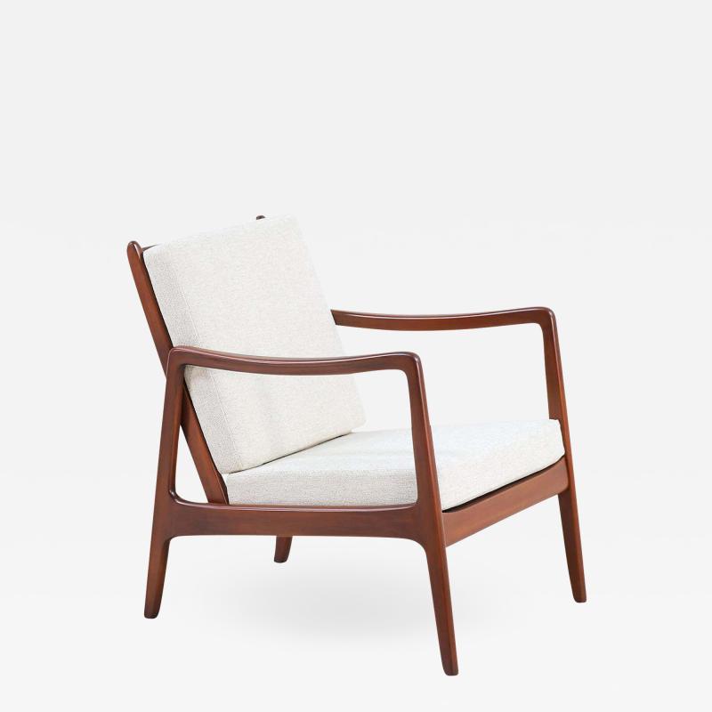 Ole Wanscher Ole Wanscher Model FD 109 Lounge Chair for France S n