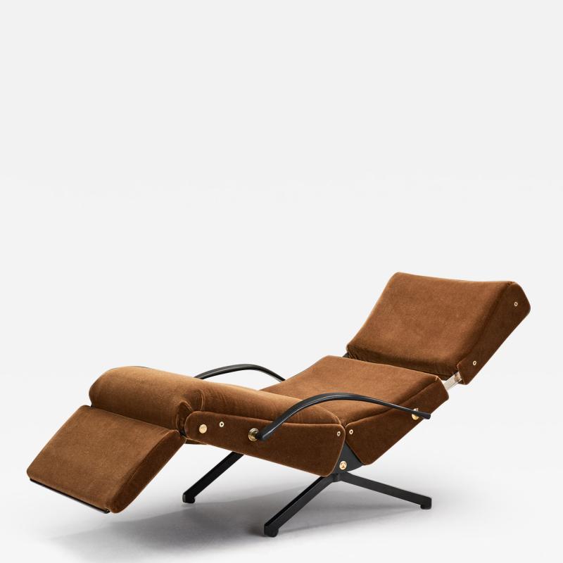 Osvaldo Borsani Osvaldo Borsani P40 Lounge Chair for Tecno S p A Italy 1950s