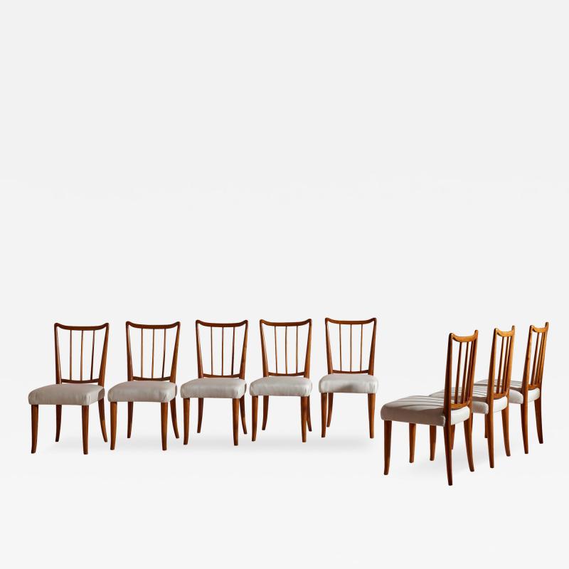 Osvaldo Borsani Osvaldo Borsani eight beechwood dining chairs Arredamenti Borsani Varedo 1940s