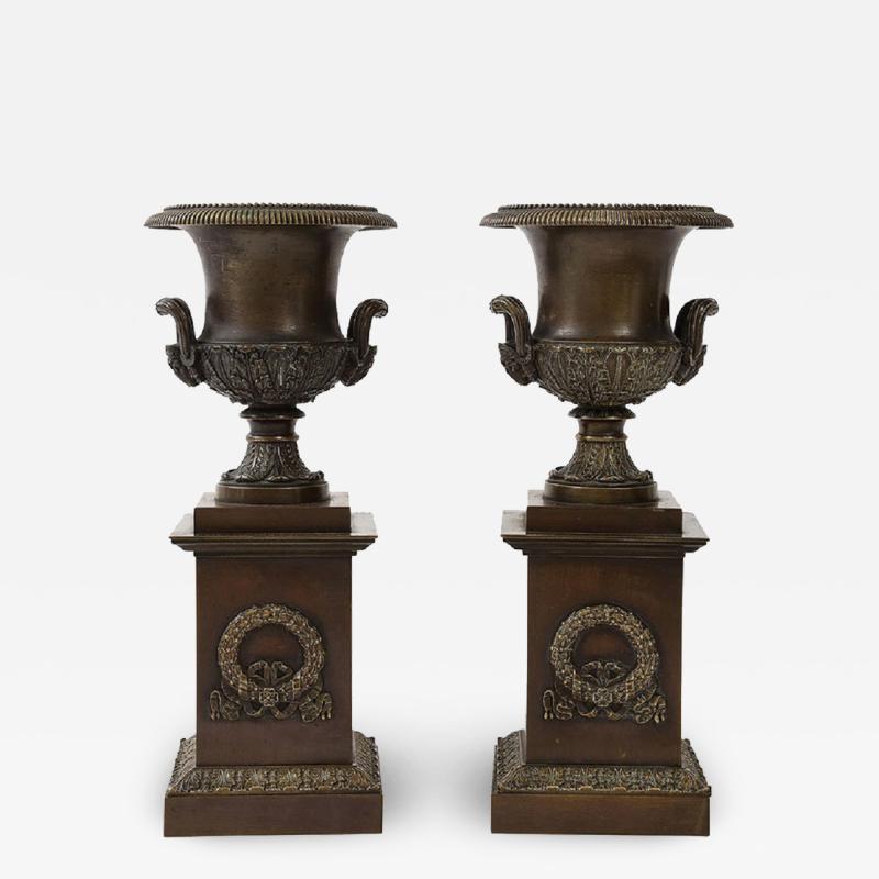 PAIR OF PATINATED BRONZE EMPIRE PERIOD MEDICI URNS