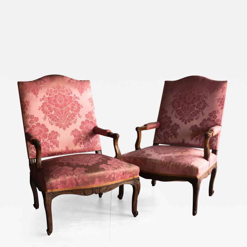 PAIR OF R GENCE PERIOD CARVED BEECH FAUTEUILS OR ARMCHAIRS