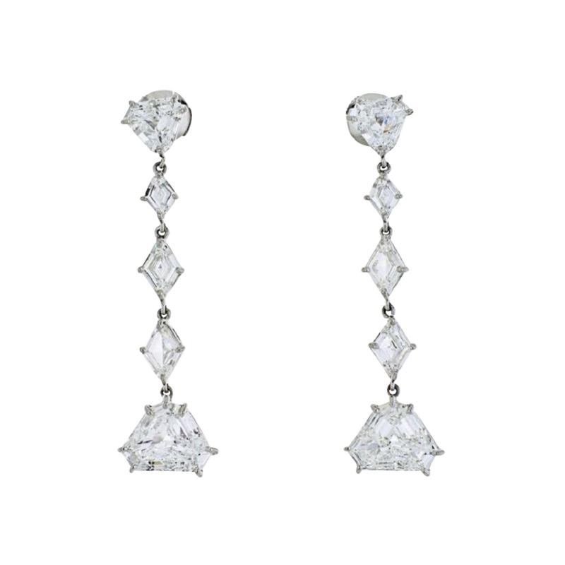 PLATINUM 6 74 CARATS DANGLING DIAMOND DROP EARRINGS