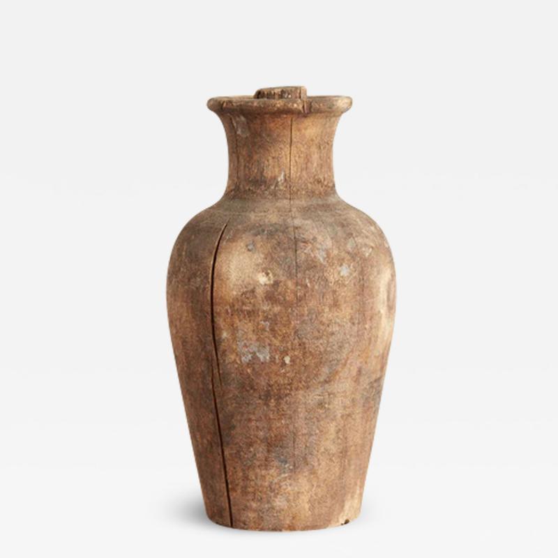 PRIMITIVE WOOD MOLD