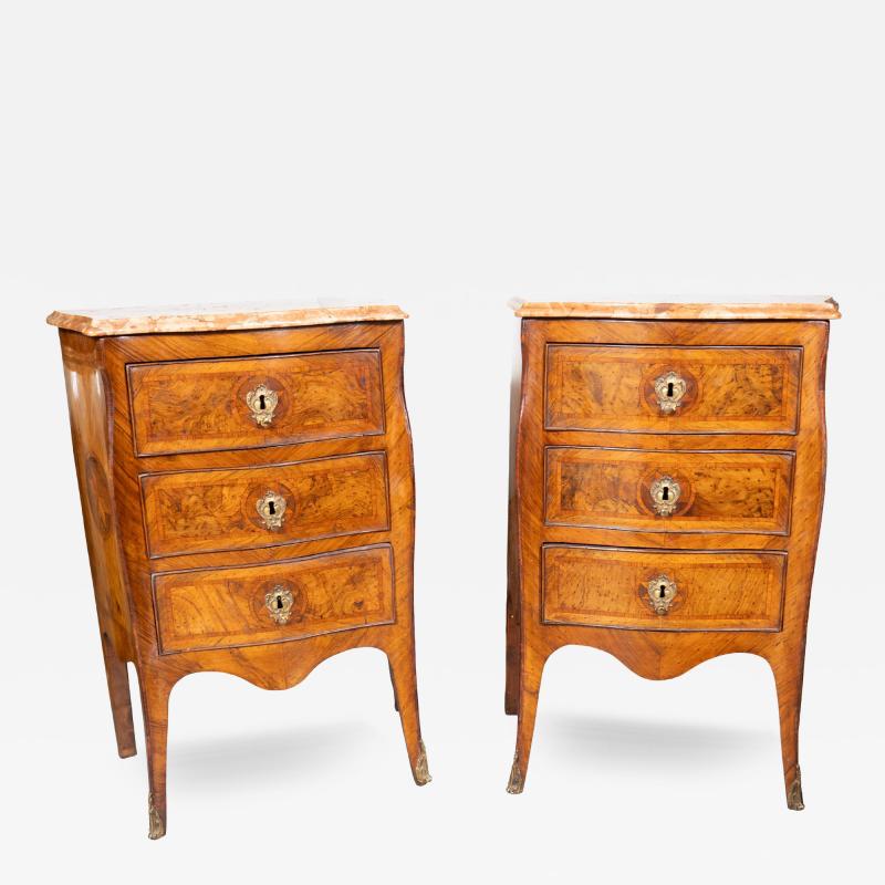 Pair Of Italian Rococo Walnut Commodinis
