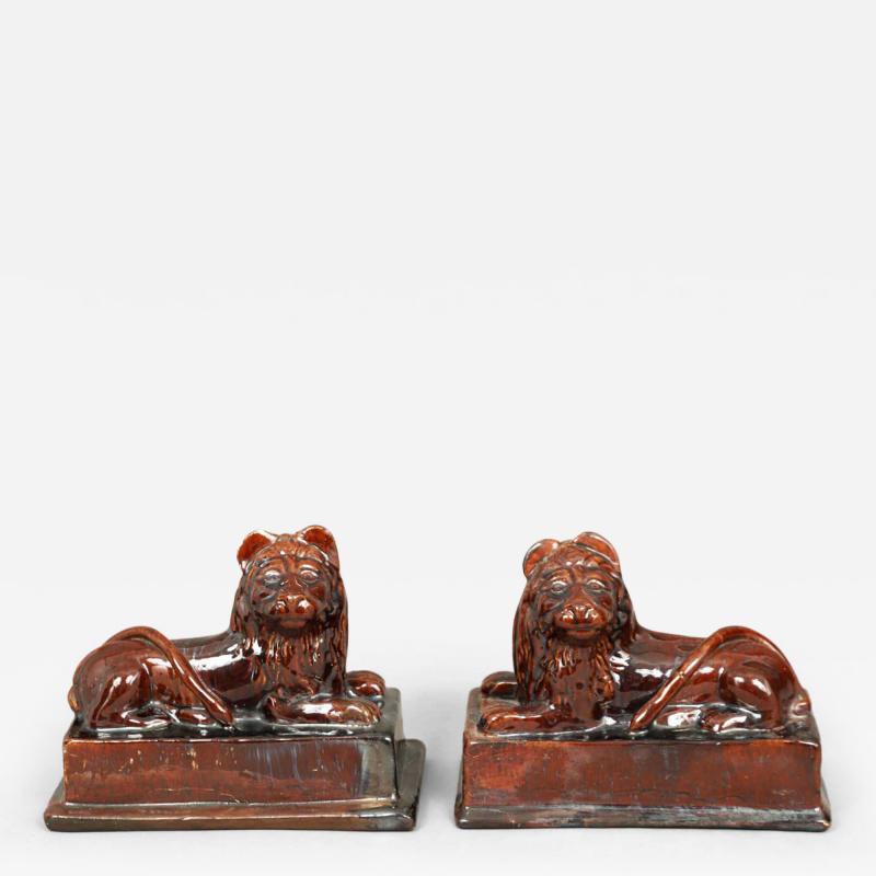 Pair Recumbent Lions
