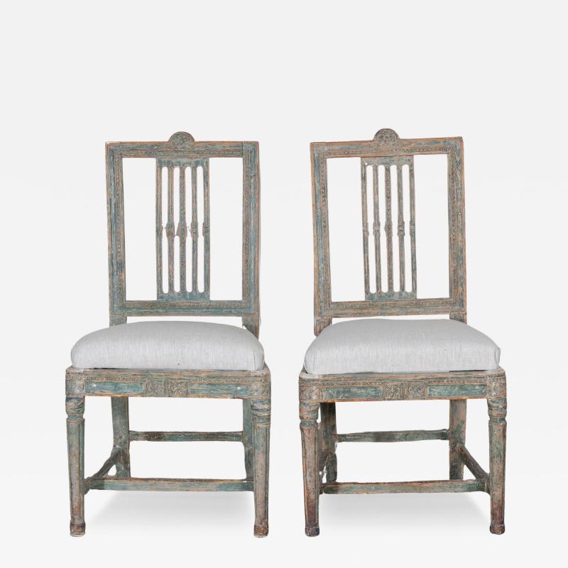 Pair of 18th Century Gustavian Side Chairs with Original Paint from Lindome