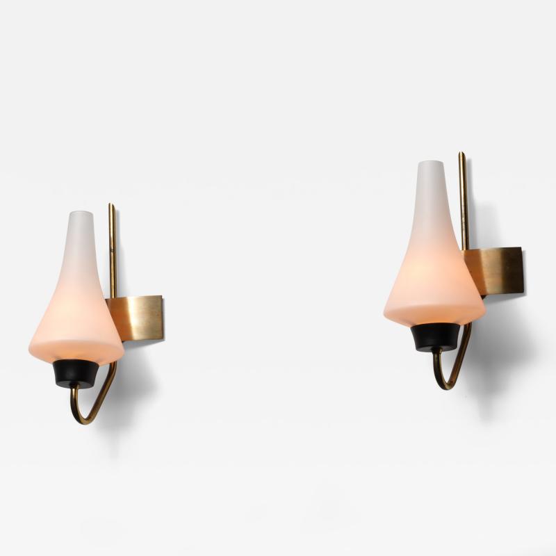 Pair of 1950s Italian Wall Sconces in Brass with Sculpted Opaline Glass Shades