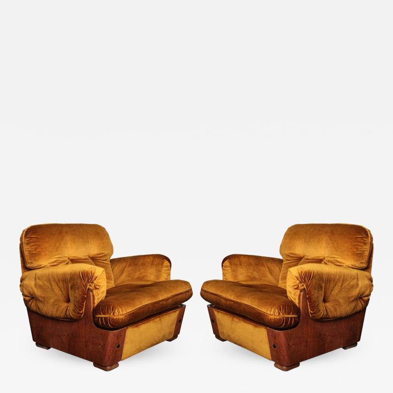 Pair of Chairs made in Italy in 1960s