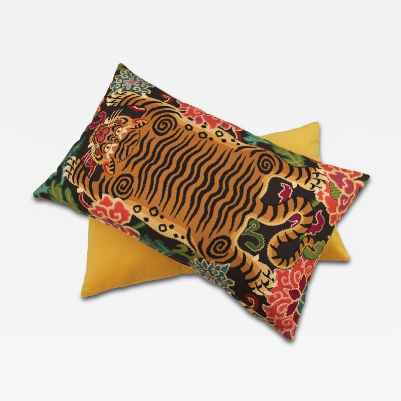 Pair of Cushions With Contemporary Jungle Print Yellow Velvet and Cotton