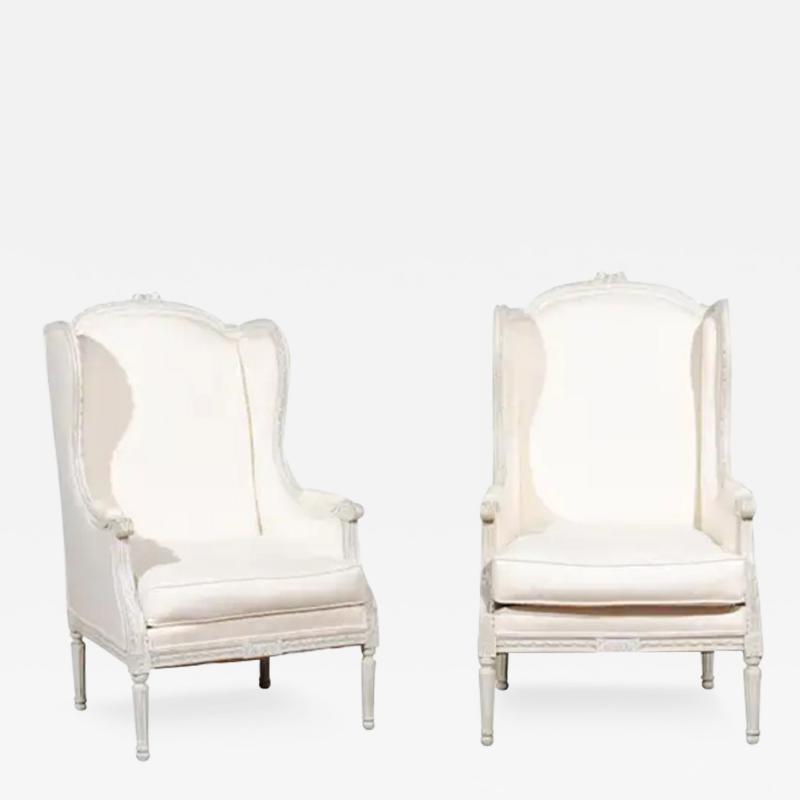 Pair of French 1890s Louis XVI Style Painted Wood Berg re Chairs with Upholstery