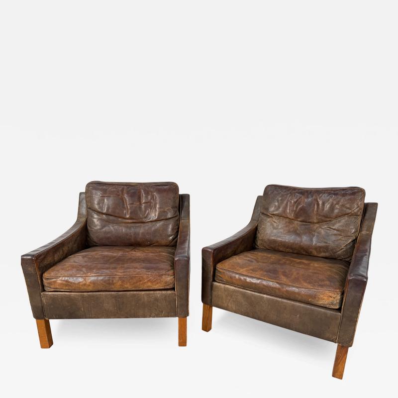 Pair of Italian Leather Lounge Chairs 1970s