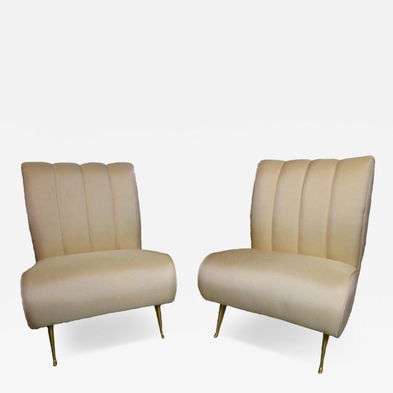 Pair of Italian Modern Slipper Chairs Isa Attributed to Gio Ponti