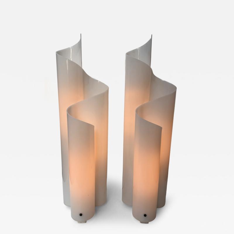 Pair of Lamps Methacrylate White Lucite Leaves Italy 1970s
