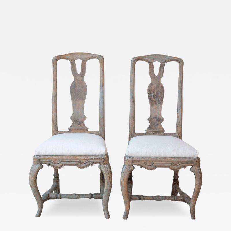 Pair of Swedish Rococo Period Dining Chairs with Vase Form Splats 18th Century