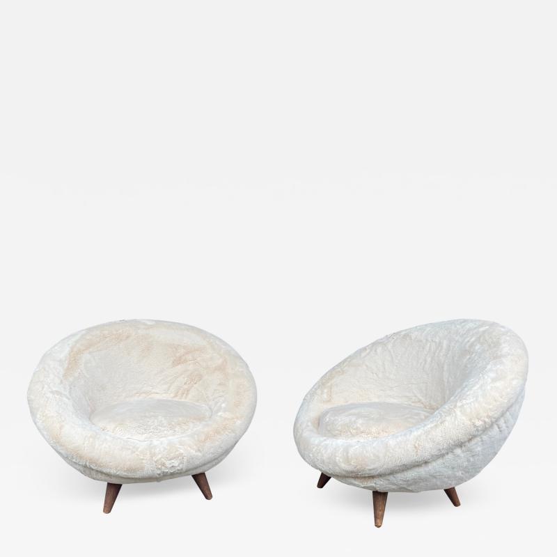 Pair of egg shaped armchairs Italy 1950s