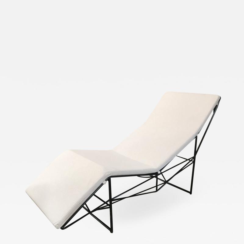 Paolo Passerini Sculptural Chaise Longue by Paolo Passerini for UVET Italy 1980s