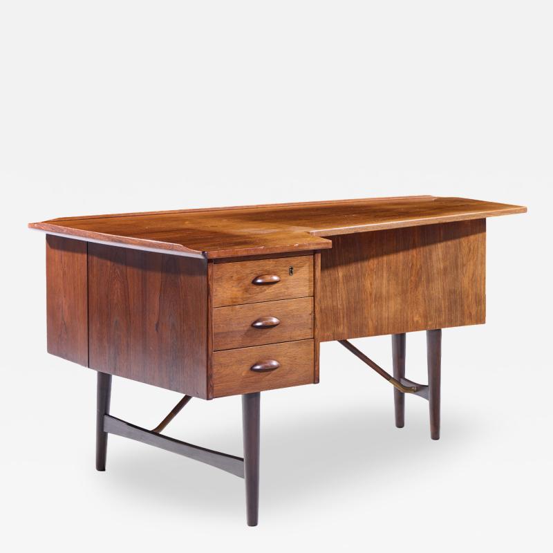 Peter L vig Nielsen Peter Lovig Nielsen Peter Lovig Nielsen Mid Century Danish Rosewood Boomerang Desk