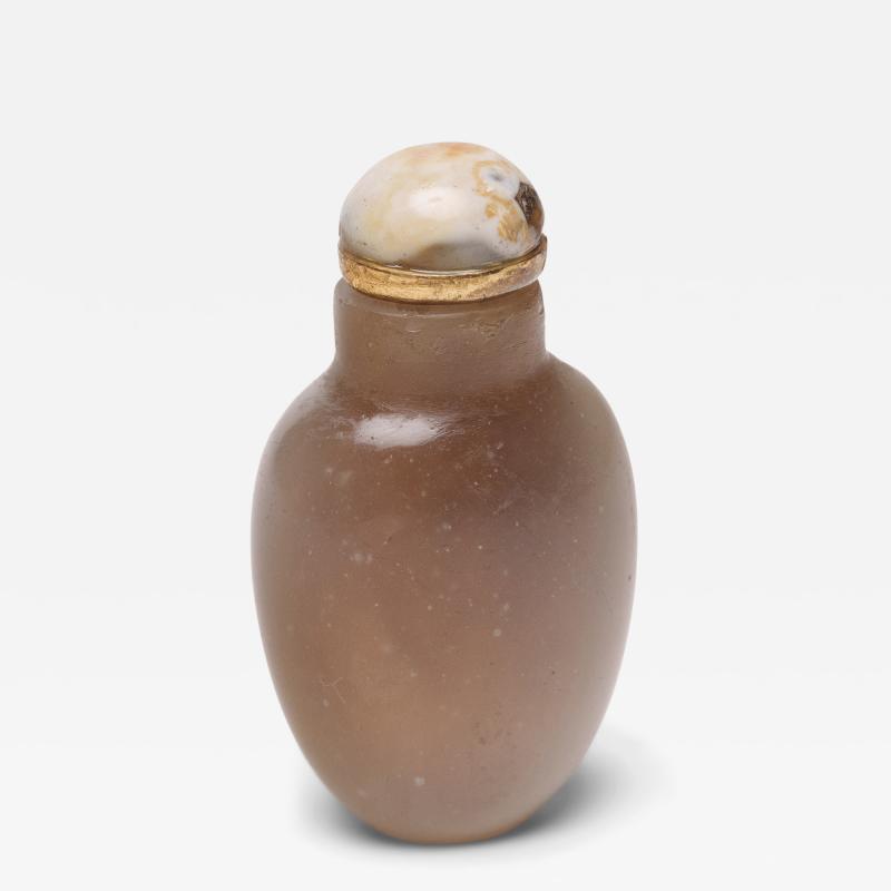 Petite Pale Agate Snuff Bottle