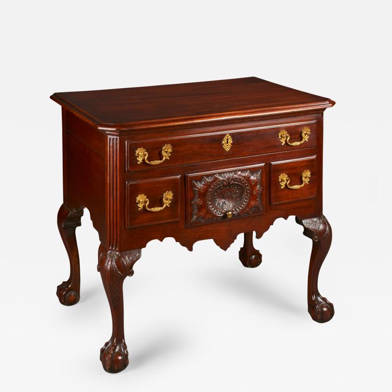 Philadelphia Dressing Table