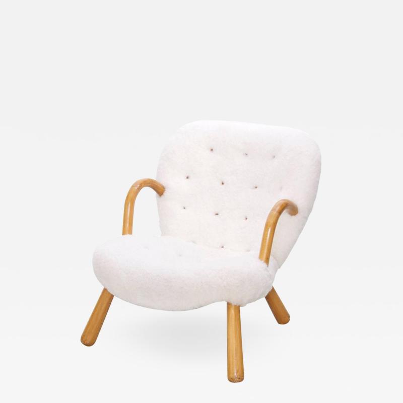 Philip Arctander Clam Chair by Philip Arctander