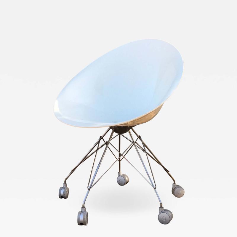 Philippe Starck Eros White Eiffel Swivel Chair Wire Base on Wheels Philippe Starck for Kartell