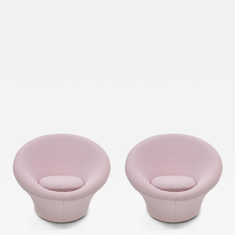 Pierre Paulin Pair of Mushroom armchairs