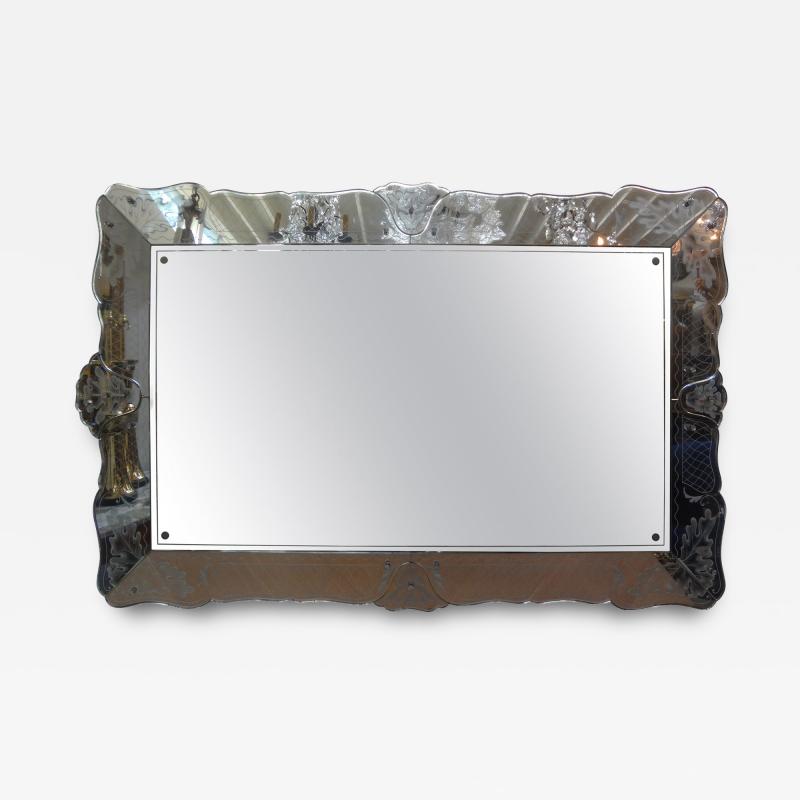 Pietro Chiesa Etched Scalloped Venetian Mirror by Pietro Chiesa