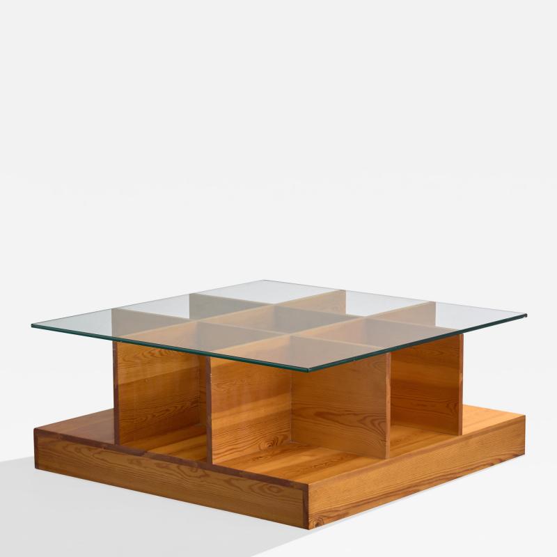 Poltronova Coffee Table with Pine and Glass Italy 1970s