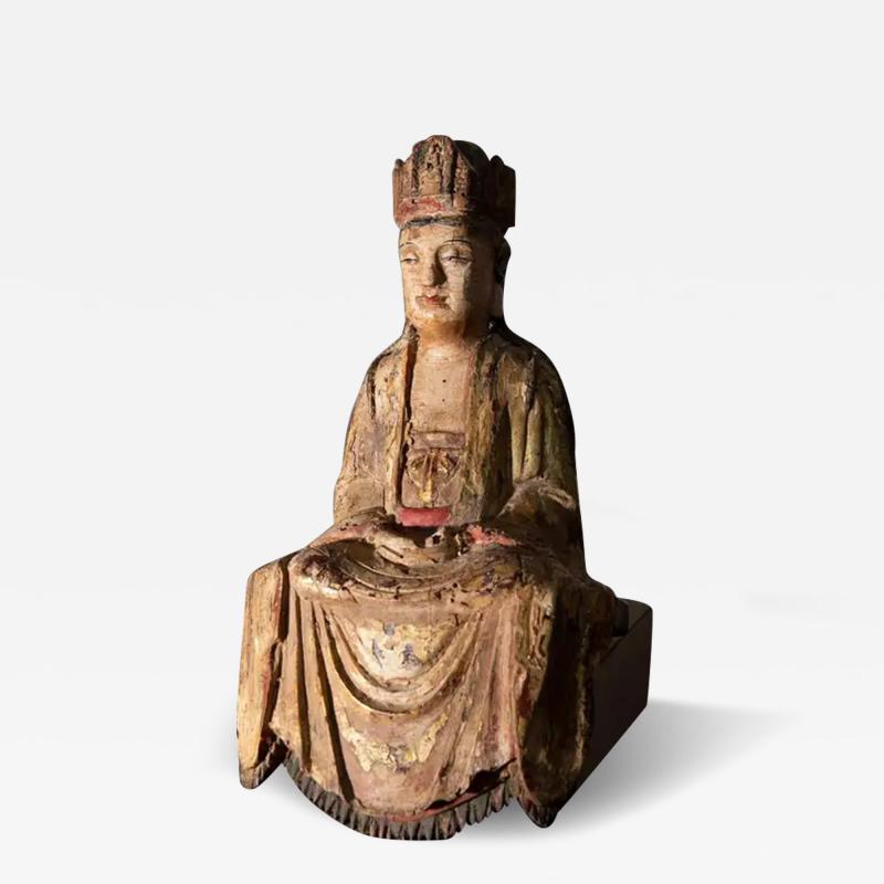 Polychrome wooden statue depicting Guanyin Bodhisattva Ming 16th century