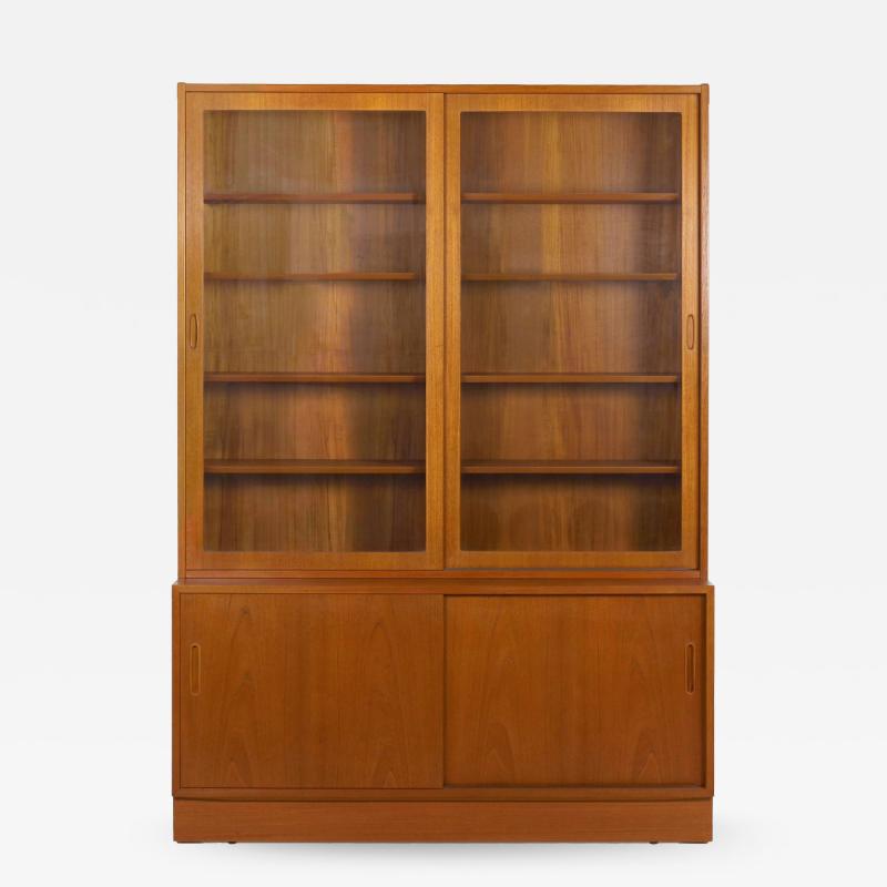 Poul Hundevad Danish Mid Century Modern Teak Bookcase Bookshelf Cabinet by Poul Hundevad