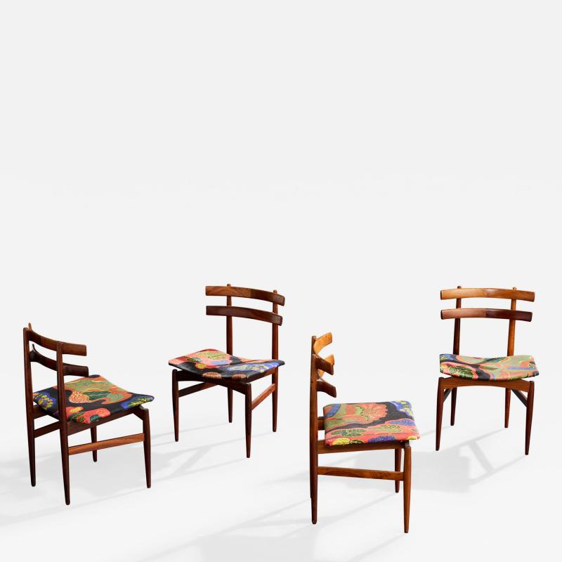 Poul Hundevad Dining Room Chairs with Wood and Fabric Denmark 1960s