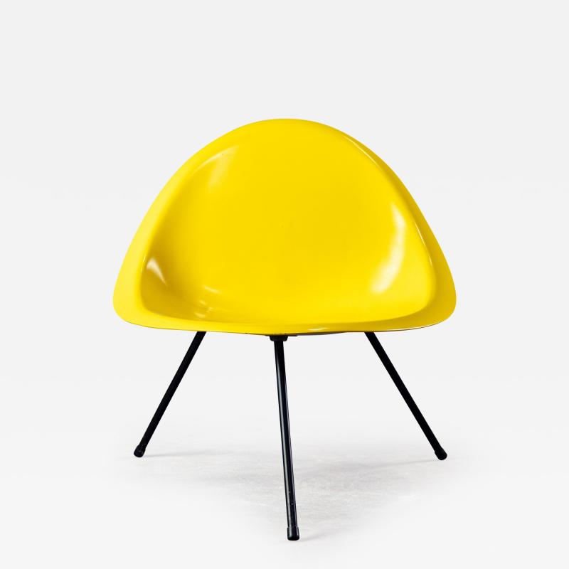 Poul Kj rholm Kjaerholm POUL KJAERHOLM TRIPOD CHAIR