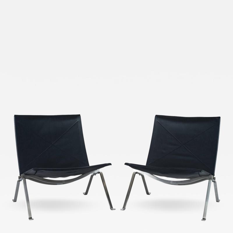 Poul Kj rholm Pair of Poul Kjaerholm PK22 Lounge Chairs by Fritz Hansen