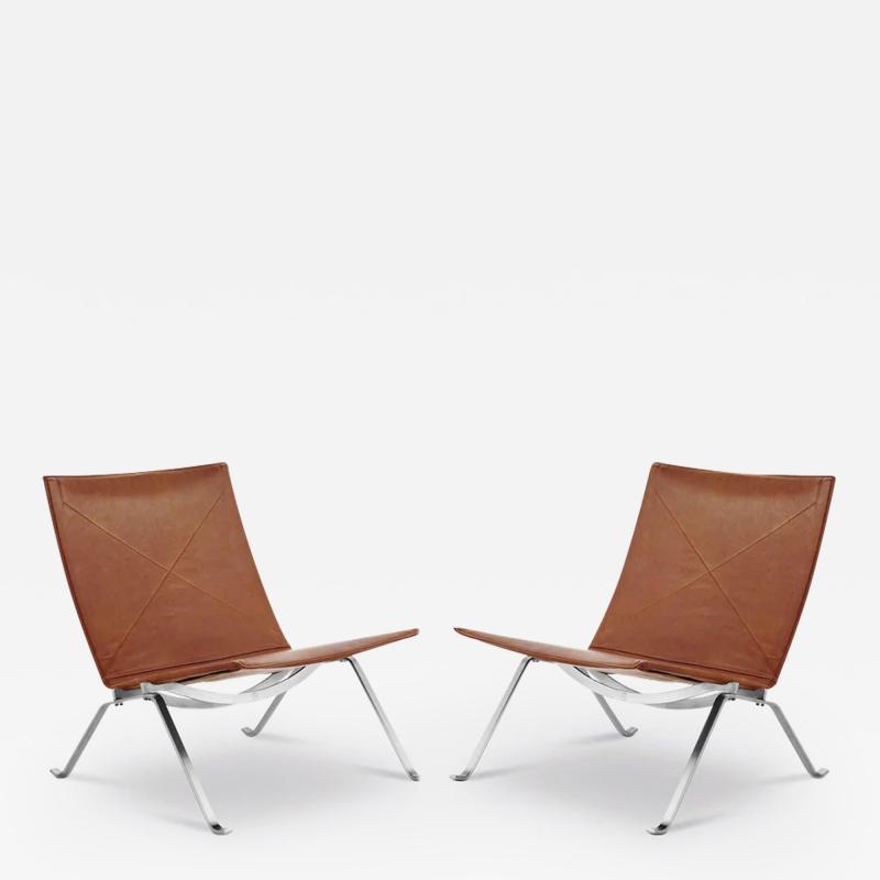 Poul Kjaerholm Kj rholm PAIR OF POUL KJAERHOLM PK22 LOUNGE CHAIR IN RUSTIC LEATHER