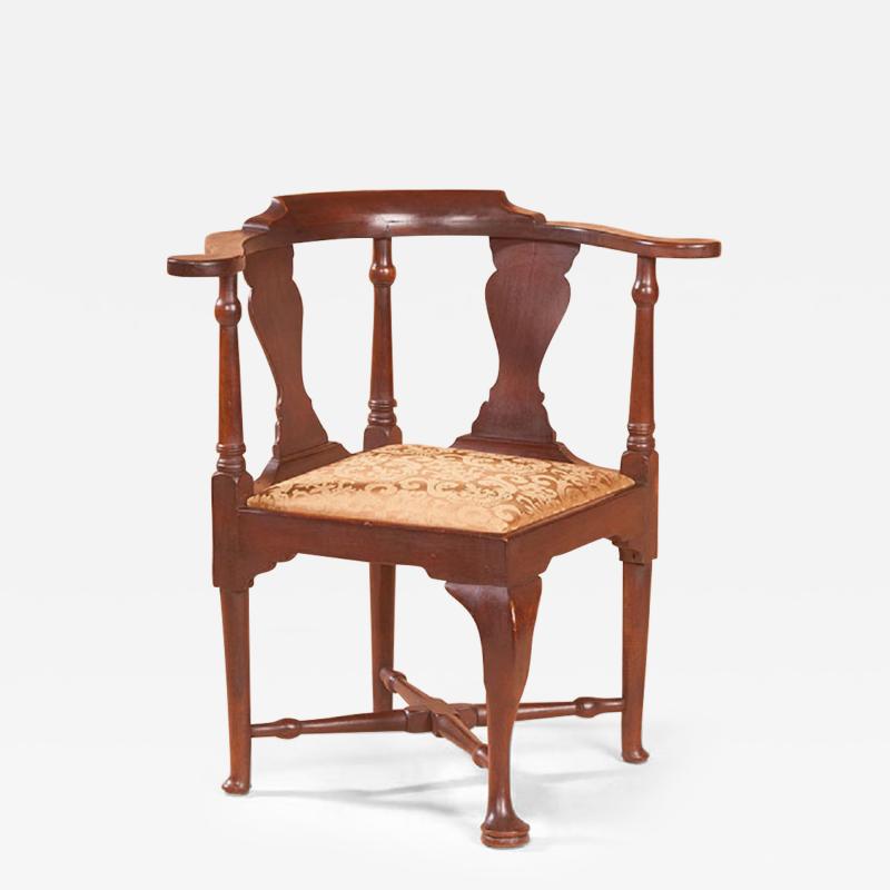 QUEEN ANNE CORNER CHAIR