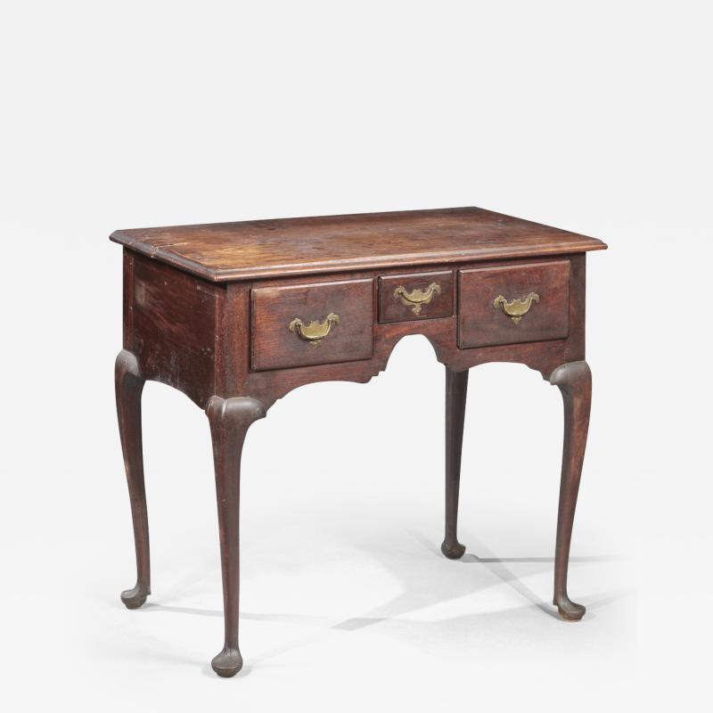 QUEEN ANNE LOWBOY OR DRESSING TABLE