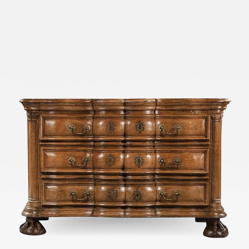 RARE EARLY 18TH CENTURY FRANCO FLEMISH OAK SERPENTINE FRONTED COMMODE