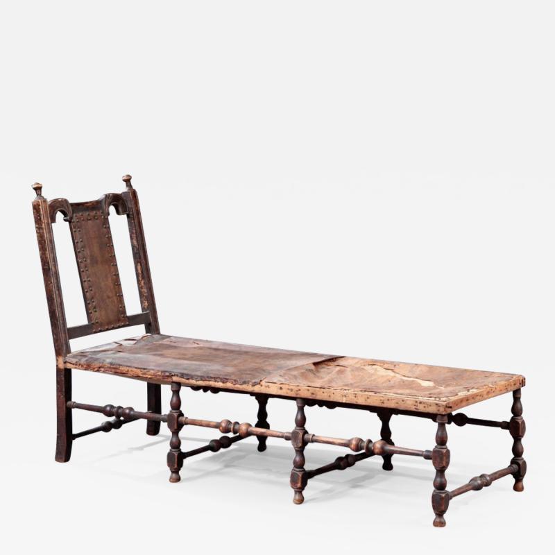 RARE WILLIAM AND MARY DAYBED