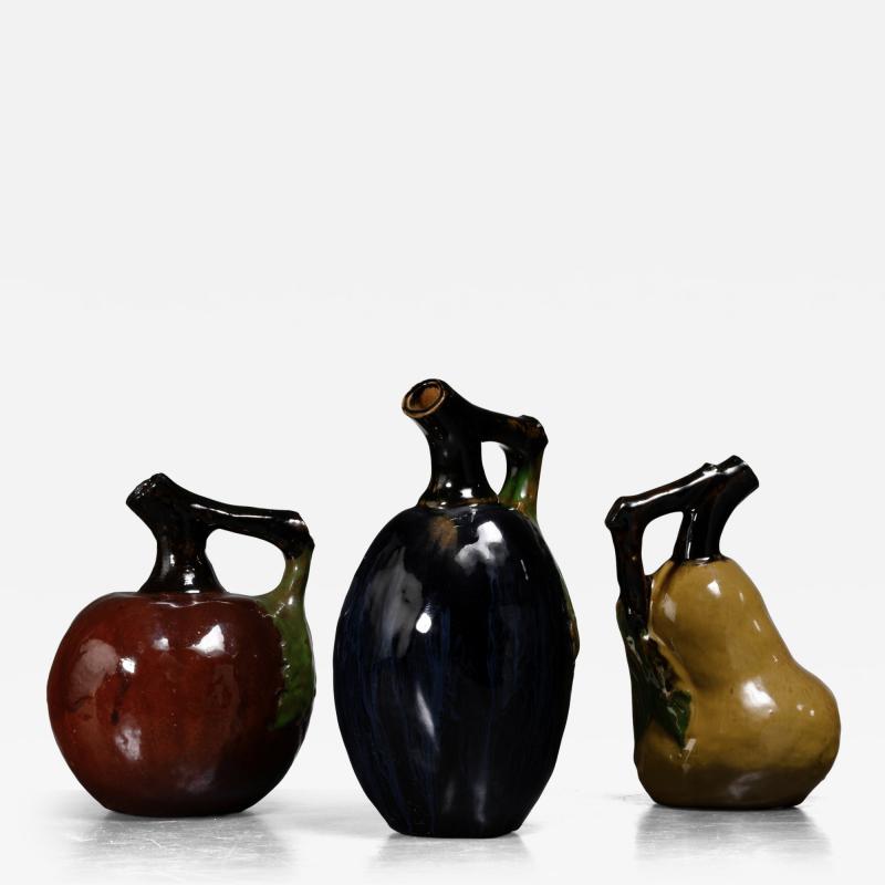 RICHARD RIEMERSCHMID Set of 3 ceramic pitchers by Richard Riemerschmid
