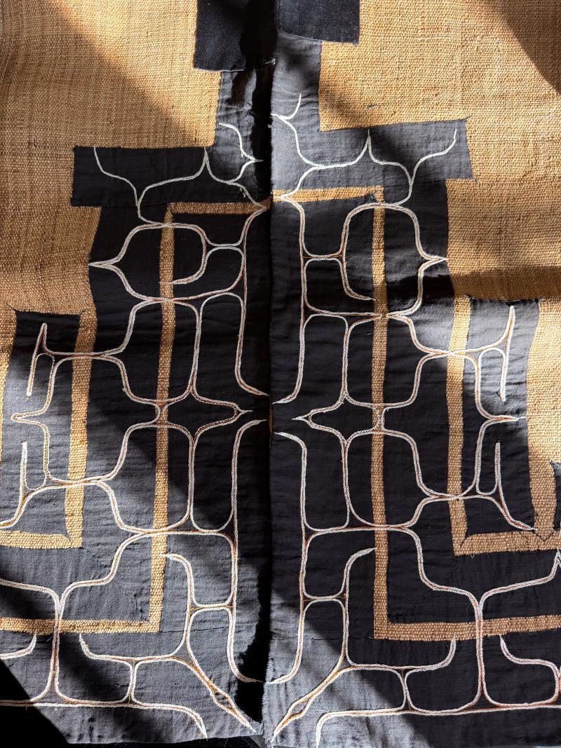 Rare Antique Japanese Ainu Robe Hokkaido Elm Fibers with Appliqué ...