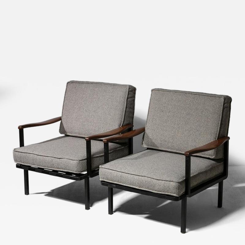 Rare Pair of Lounge Chairs Model P24 by Osvaldo Borsani for Tecno