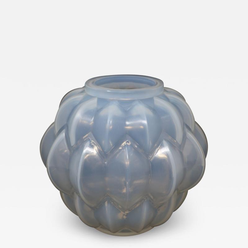 Rene Lalique Opalescent Glass Nivernais Vase