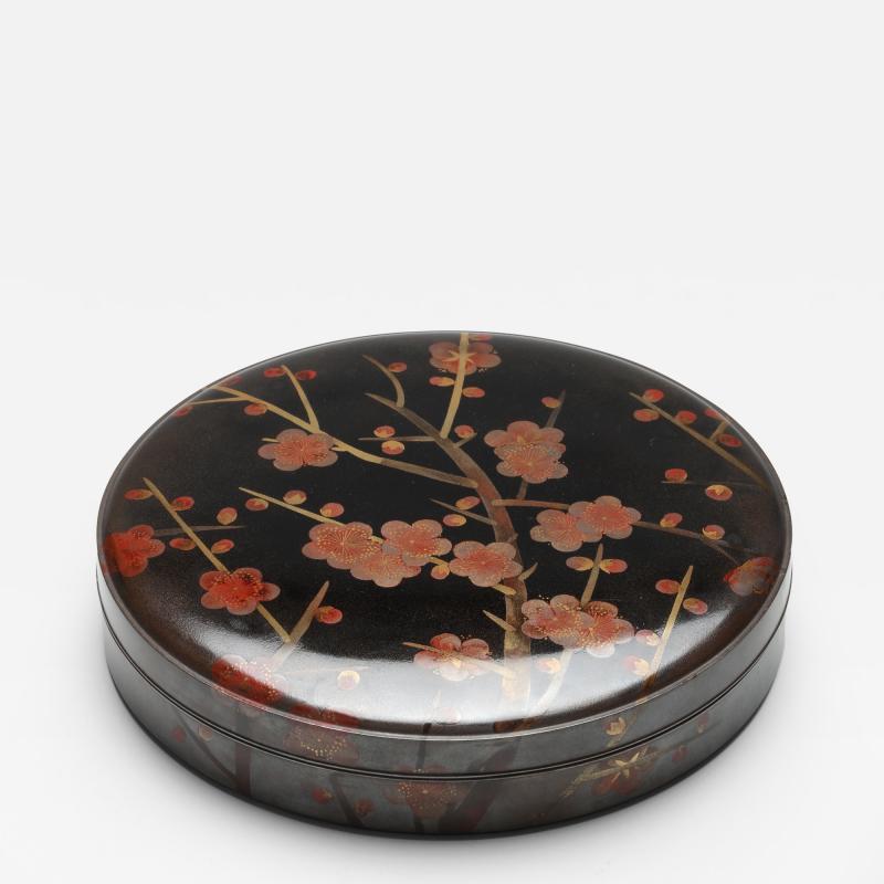 Round Writing Box with Prunus Blossoms T 4200 