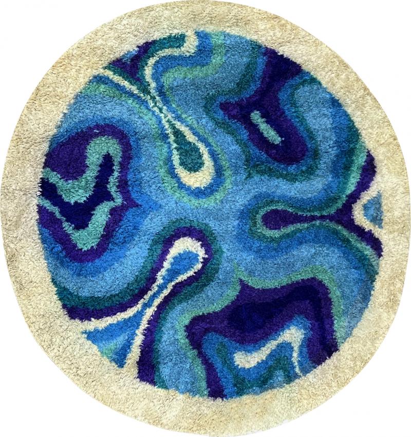 Round rug with psychedelic design France circa 1970