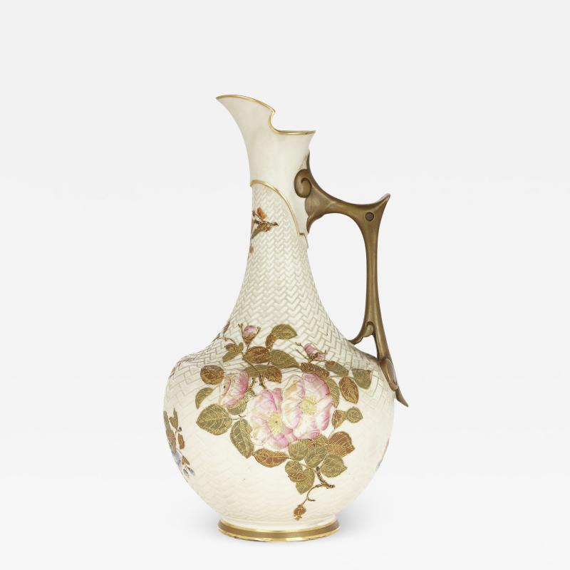 Royal Worcester Japanese style English porcelain ewer by Royal Worcester